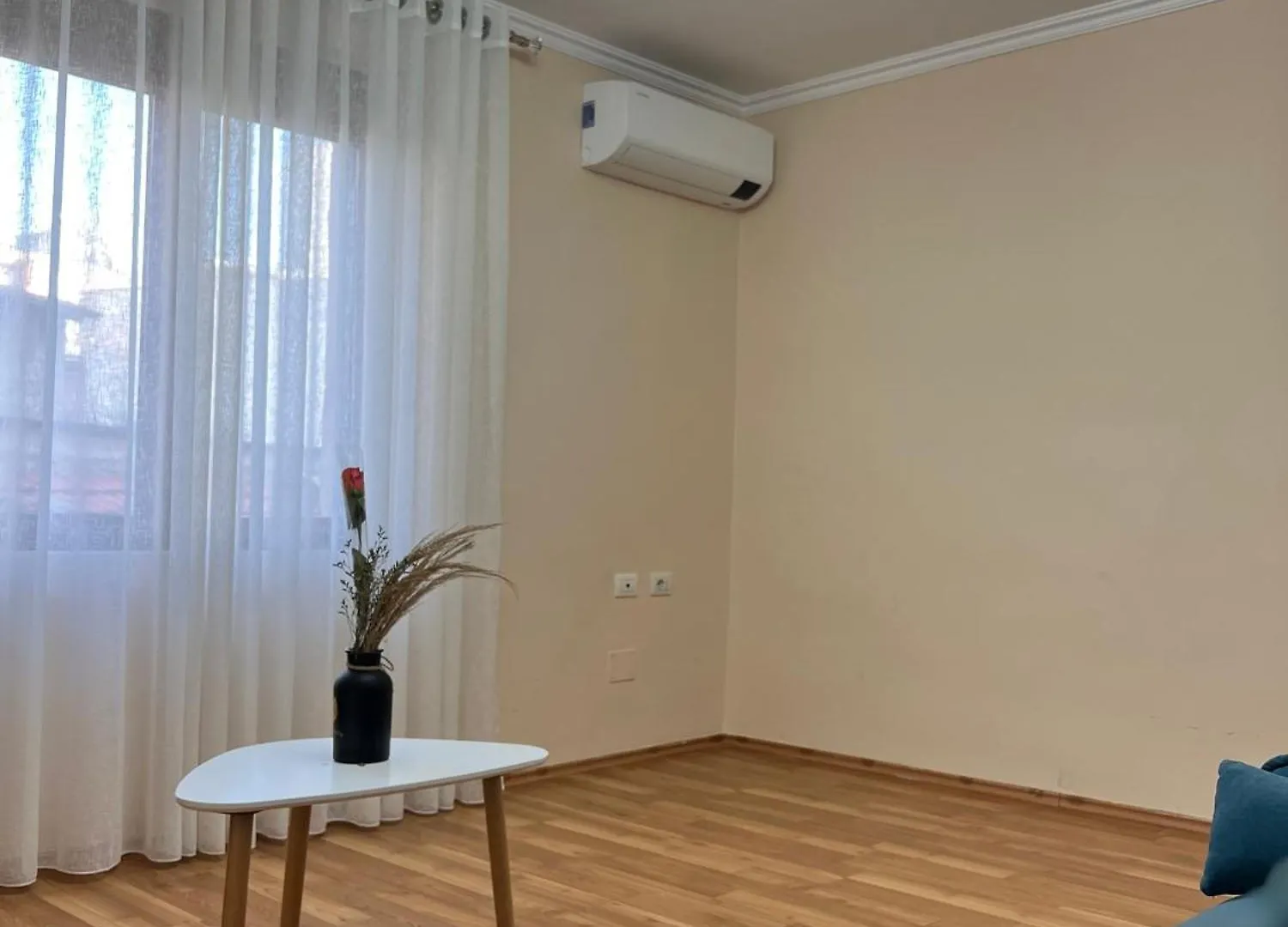 Skanderbeg Square Apartment 02 Tirana Albania